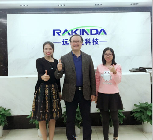 Cliente coreano Hee Jong Park com projeto de jogador AD Médico
